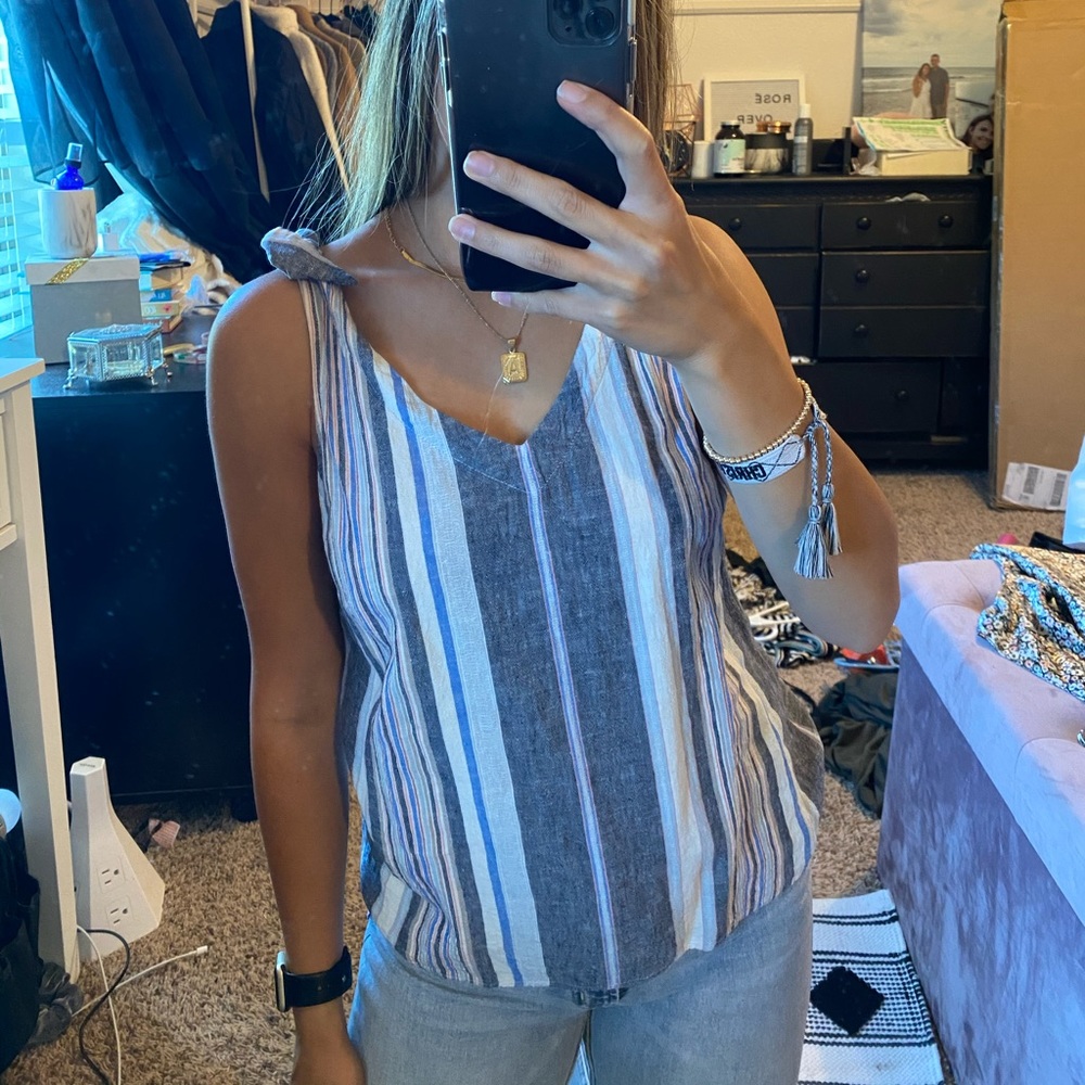 Tie tank top